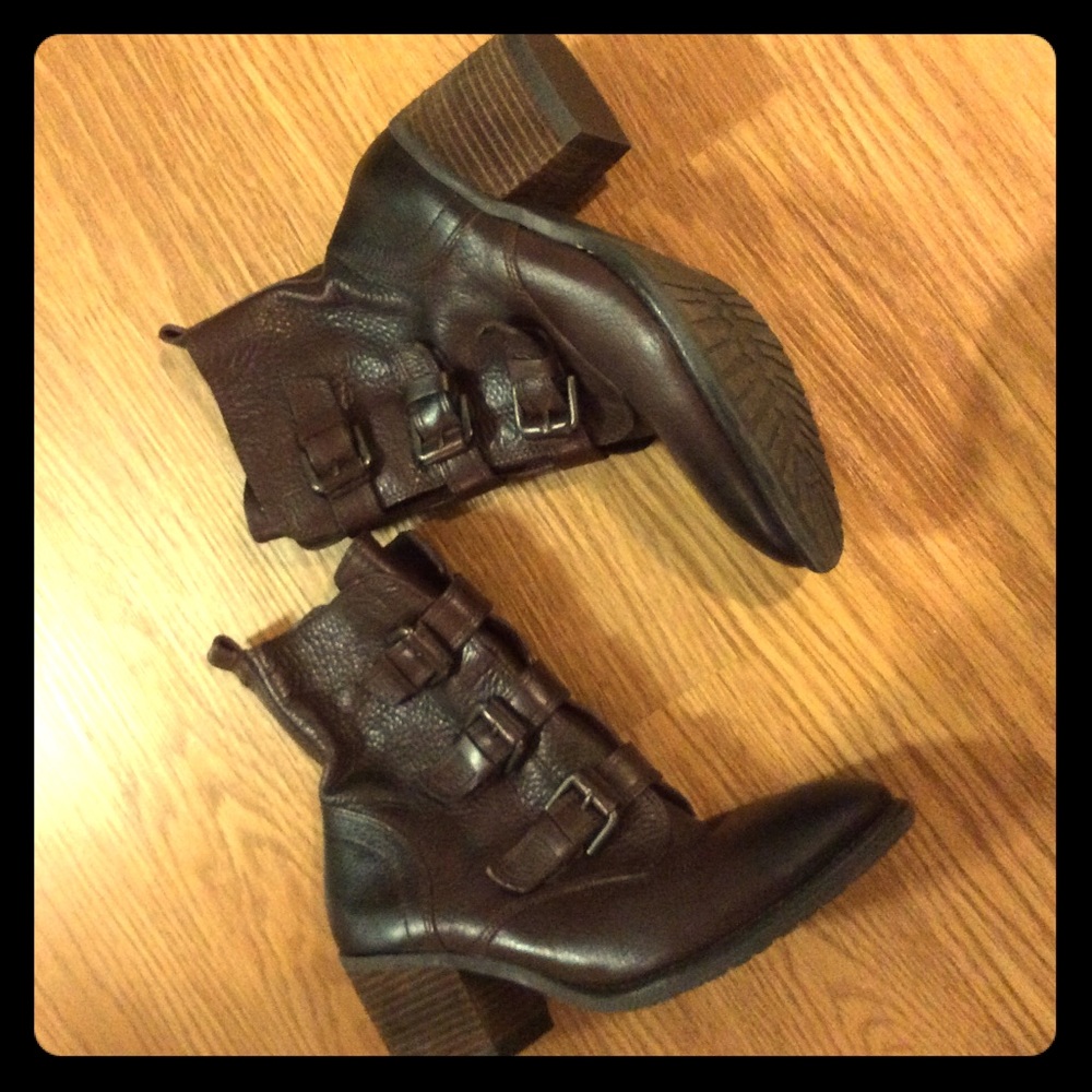 Vince Camuto Booties